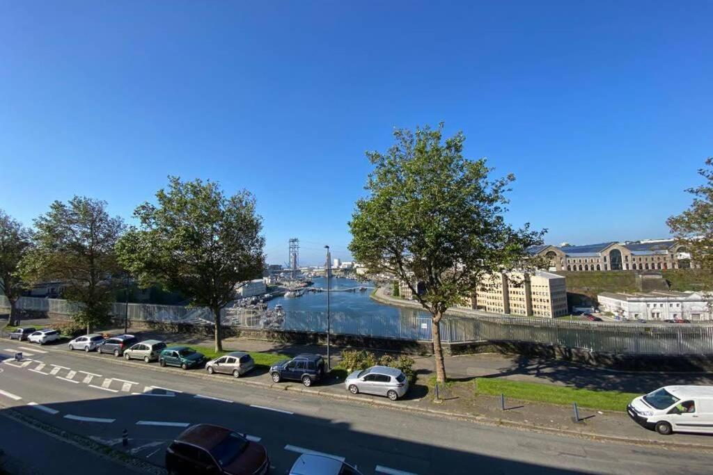 Milin : Appt 2 Ch Vue Sur Mer, Lumineux - Centre-Ville, Proche Facs, Telepherique Et Arsenal. Brest Exteriör bild